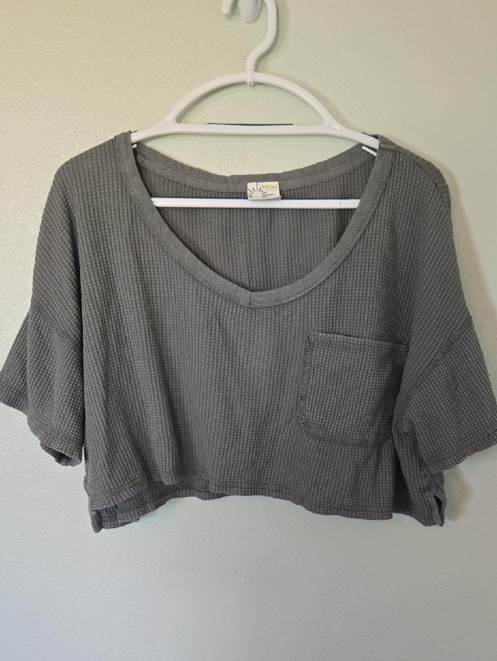 Offline By Aerie | Gray Waffle Knit Cropped Short Sleeve Tee Size Medium